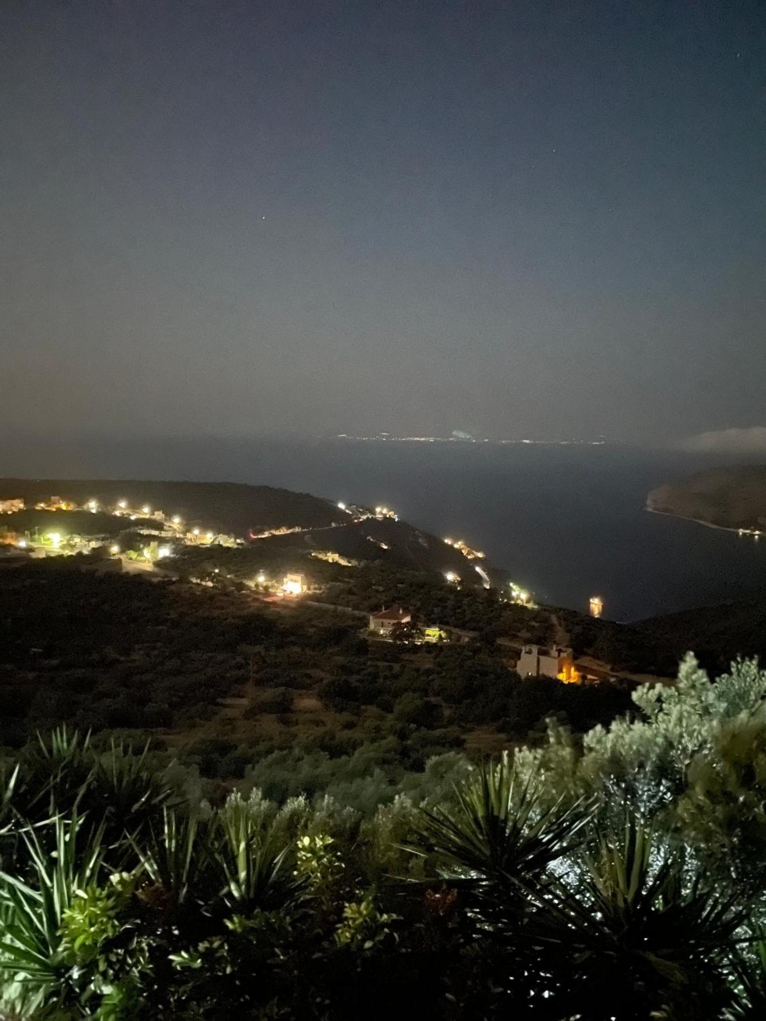 Πύργος Παραδοσιακός Με Μαγευτική Θέα - Villa Traditional Tower With Amazing Sea View Ареополі Екстер'єр фото